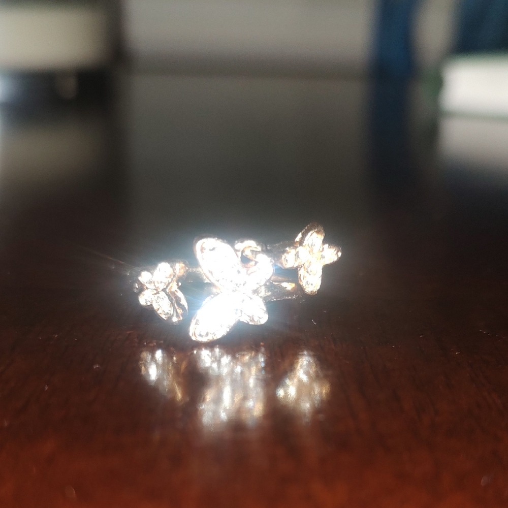 Charming Gold Butterfly Ring